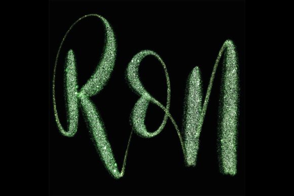 Enhancing Digital Calligraphy with the Glitter Brush for Procreate 5 and Above